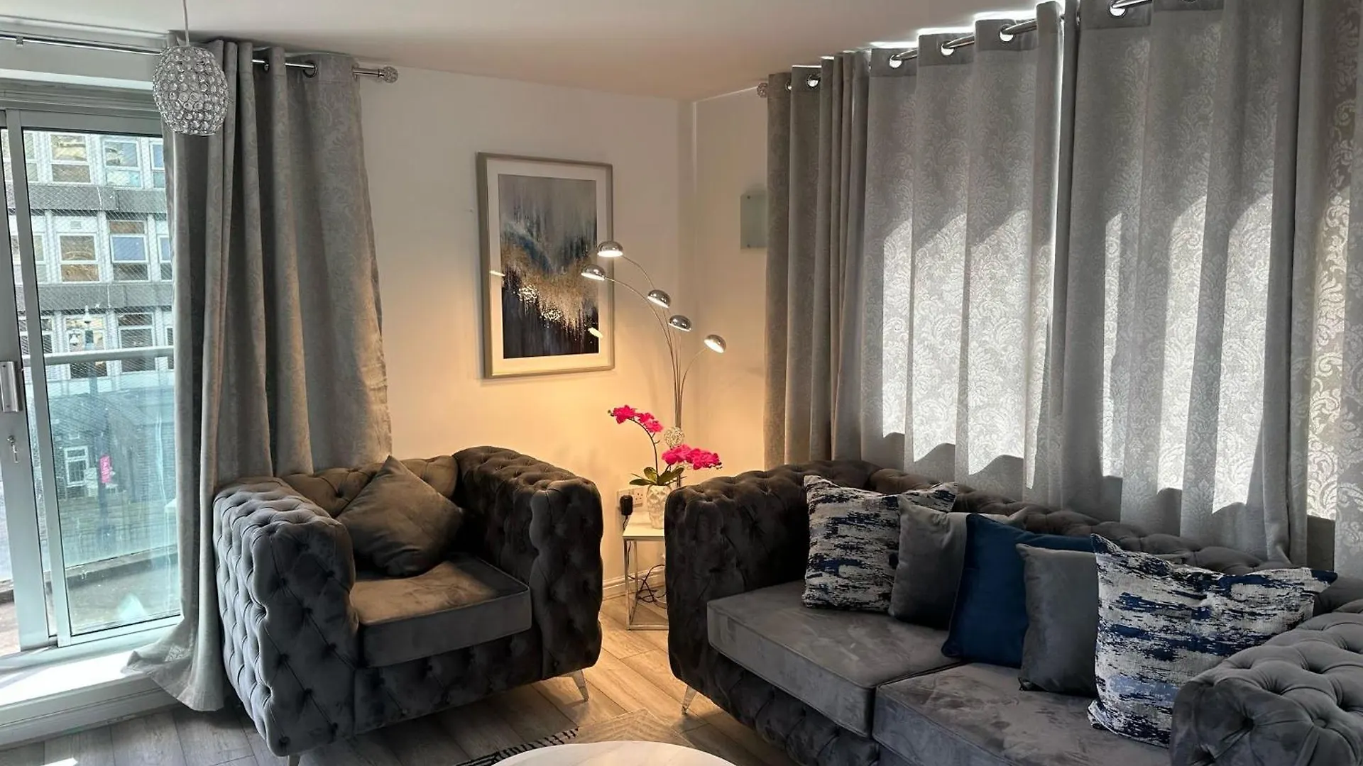 Apartment Comfy Stay - High Road Ilford